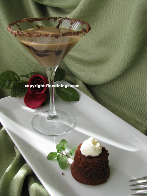 Kahlua Martini with Mini-Chocolate Cake